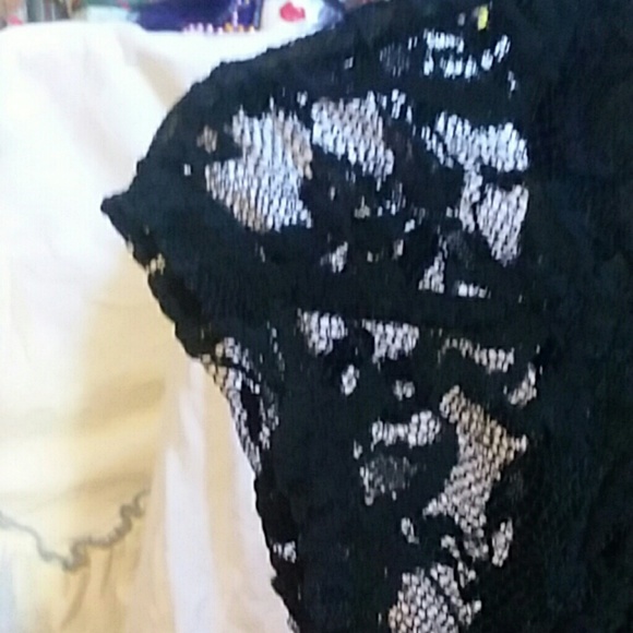 Childs blouse - Picture 4 of 5